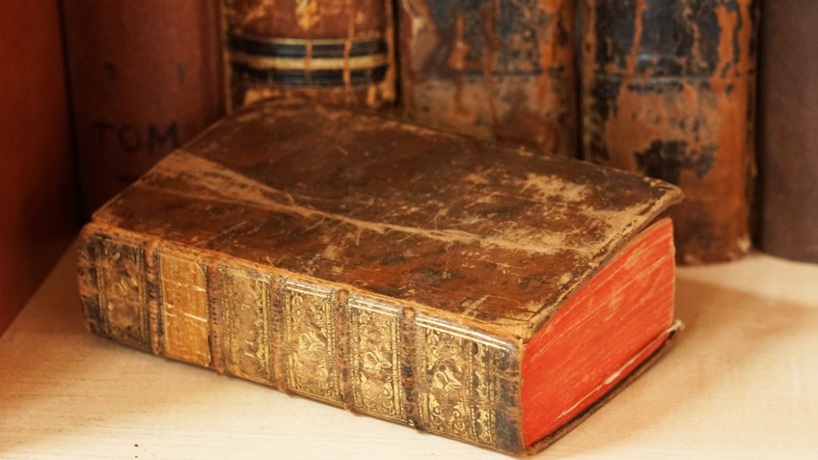 Spacerkiem po bibliotece Archiwum Państwowego w Lublinie – w Światowy Dzień Książki i Praw Autorskich